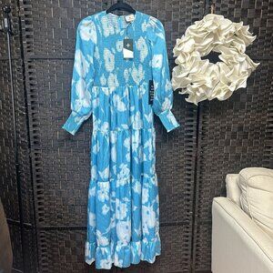 Tuckernuck Light Blue and White Floral Smart Tiered Maxi Dress Size Small